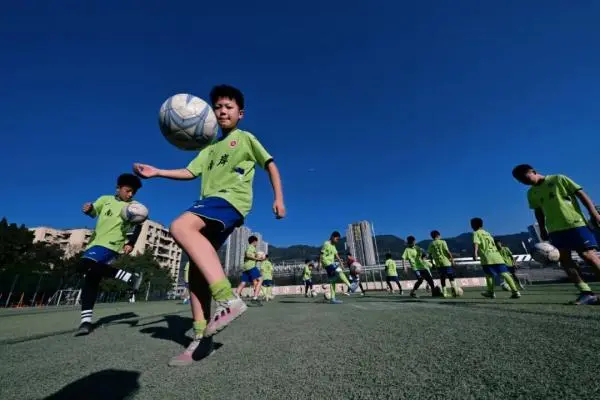 球早有周全, 基石