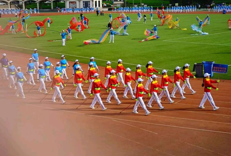 杖健走和骏 杖健走和骏