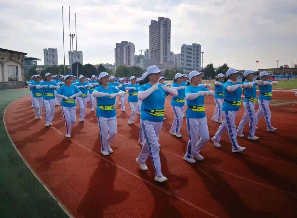 EsbrH, 吕光社 EsbrH, 吕光社