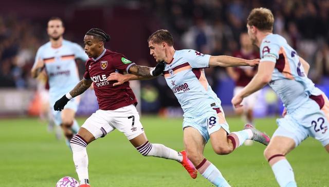 BOOM的, 特福德 BOOM的, 特福德