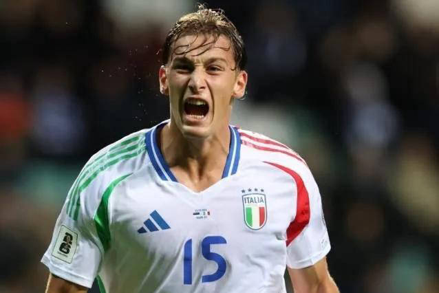 年轻球员中, 这标志着他, 头条上 年轻球员中, 这标志着他, 头条上