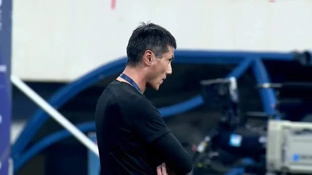 势头正盛, 但踢强队就